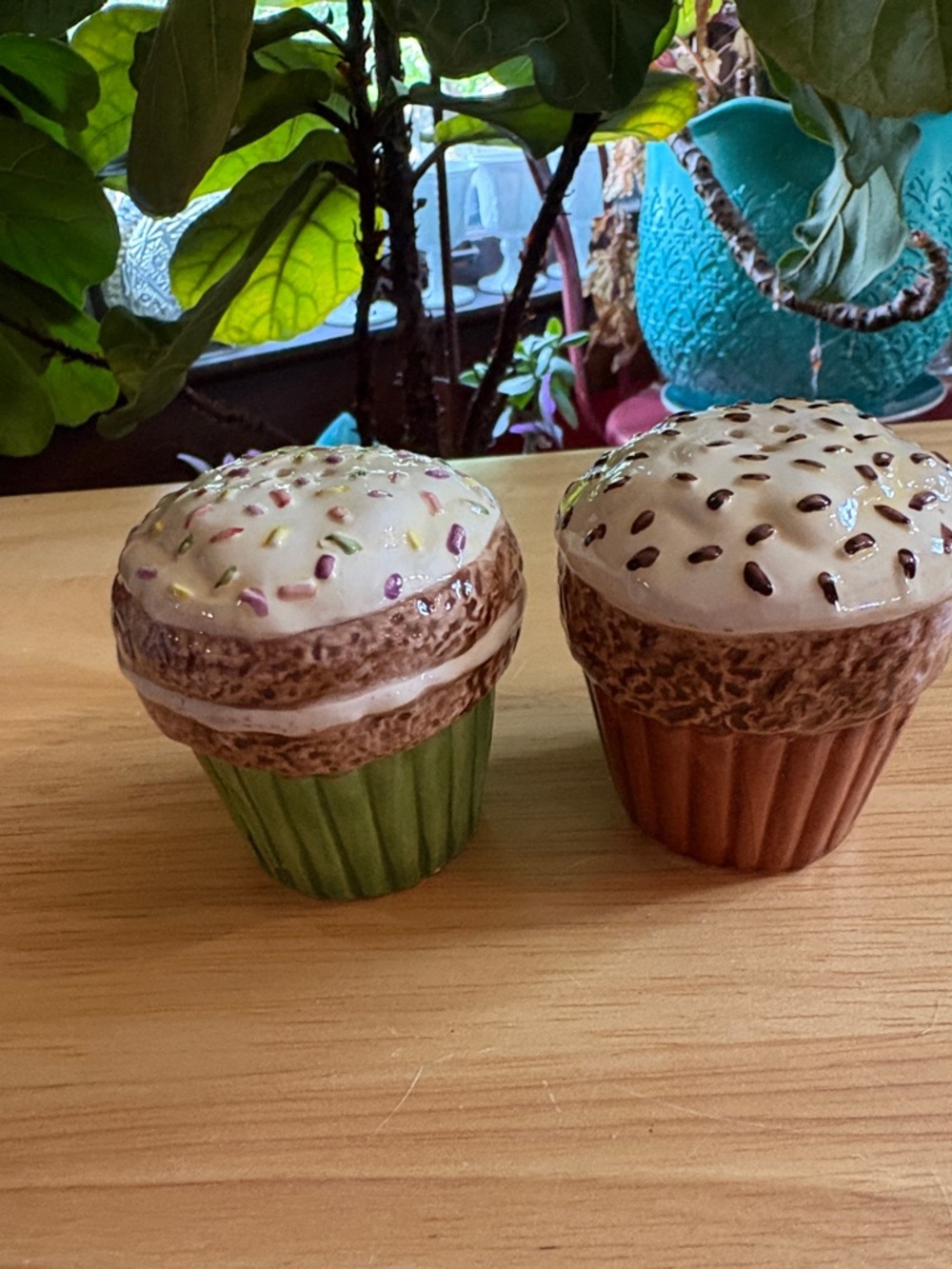 Ceramic Cupcake Salt & Pepper Shakers - Pair